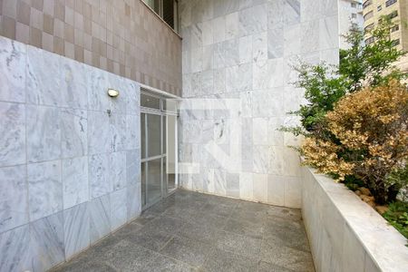 Varanda de apartamento à venda com 3 quartos, 120m² em Santo Antônio, Belo Horizonte