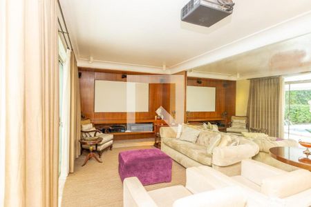 Casa à venda com 4 quartos, 480m² em Alto de Pinheiros, São Paulo