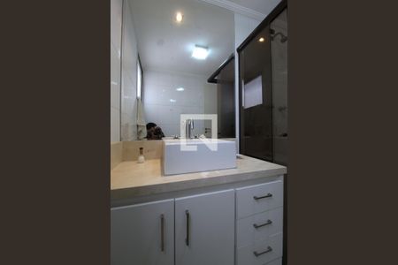 Banheiro de apartamento à venda com 1 quarto, 51m² em Indianópolis, São Paulo