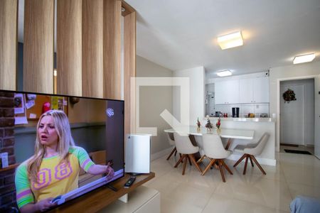 Sala de apartamento para alugar com 2 quartos, 70m² em Vila Suzana, São Paulo