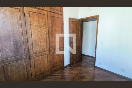 Quarto 01  de apartamento para alugar com 3 quartos, 107m² em Gutierrez, Belo Horizonte