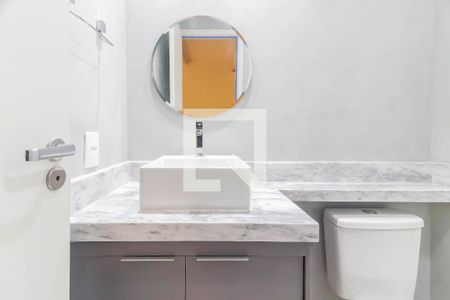 Banheiro de kitnet/studio para alugar com 1 quarto, 25m² em Vila Butantã, São Paulo