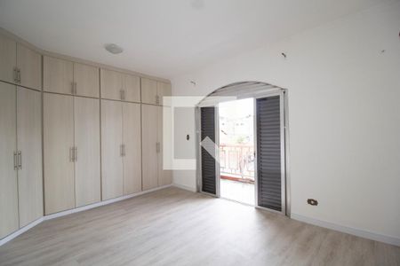 Quarto 2 - Suíte de casa para alugar com 5 quartos, 375m² em Vila Iorio, São Paulo