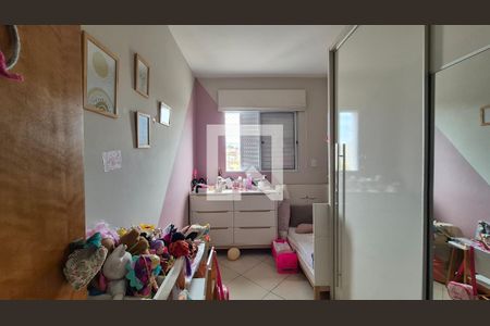 Quarto de apartamento à venda com 2 quartos, 55m² em Vila Curuçá, Santo André