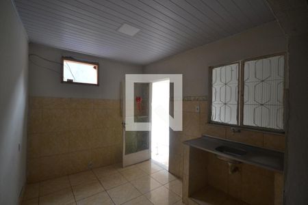 Cozinha de casa para alugar com 1 quarto, 34m² em Prata, Belford Roxo