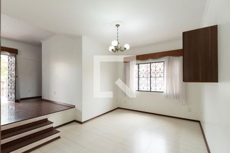 Sala Jantar de casa para alugar com 3 quartos, 360m² em Jardim Santa Rosália, Sorocaba