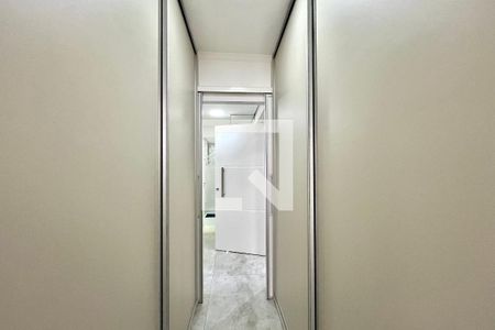 Closet da suíte de apartamento à venda com 3 quartos, 92m² em Jardim Imperial, São Paulo