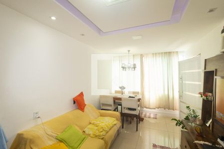 Sala de casa para alugar com 2 quartos, 170m² em Guaratiba, Rio de Janeiro