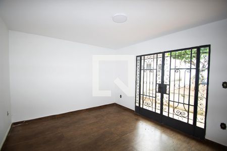 Sala 3 de casa à venda com 3 quartos, 350m² em Alto de Pinheiros, São Paulo