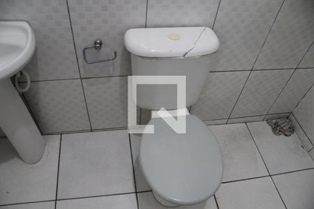 Casa 01 Banheiro Social  de casa à venda com 3 quartos, 142m² em Jardim Divinolandia, Guarulhos