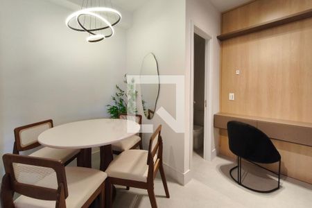 Sala de apartamento para alugar com 1 quarto, 55m² em Cambuí, Campinas