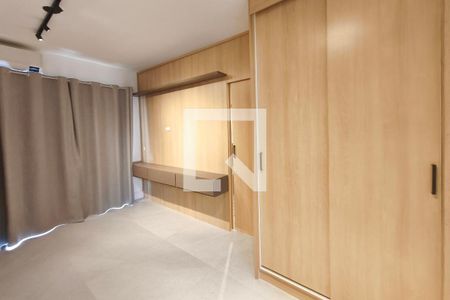 Quarto Suíte de apartamento para alugar com 1 quarto, 55m² em Cambuí, Campinas