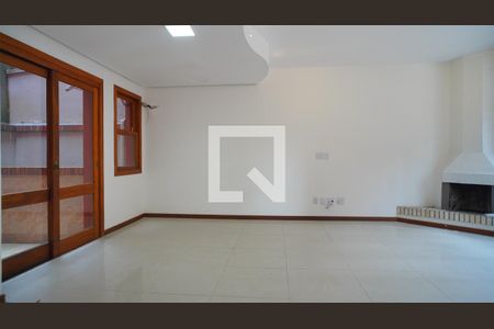 Sala  de casa de condomínio para alugar com 4 quartos, 217m² em Vila Jardim, Porto Alegre