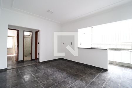 Casa para alugar com 3 quartos, 170m² em Santa Mônica, Uberlândia