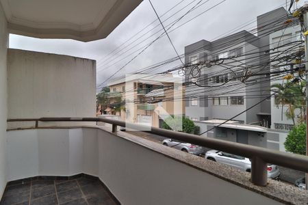 Casa para alugar com 3 quartos, 170m² em Santa Mônica, Uberlândia