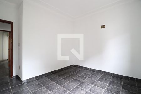 Casa para alugar com 3 quartos, 170m² em Santa Mônica, Uberlândia