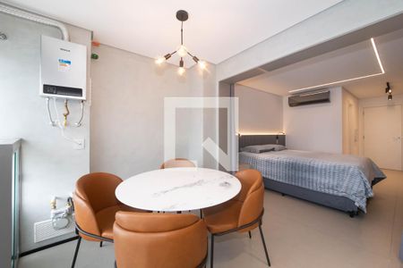 Varanda de kitnet/studio para alugar com 1 quarto, 32m² em Jardim das Acacias, São Paulo