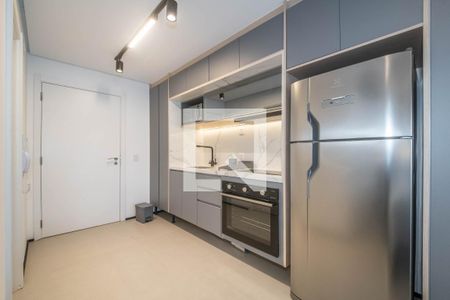 Cozinha de kitnet/studio para alugar com 1 quarto, 32m² em Jardim das Acacias, São Paulo