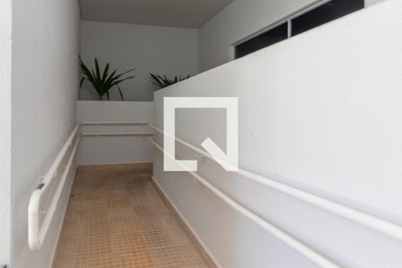 Área externa de apartamento para alugar com 1 quarto, 25m² em Parque Industrial Tomas Edson, São Paulo