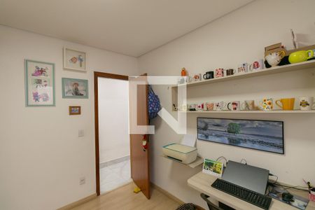 Casa para alugar com 3 quartos, 180m² em Vila Cloris, Belo Horizonte