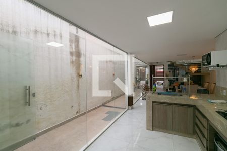Casa à venda com 3 quartos, 180m² em Vila Cloris, Belo Horizonte