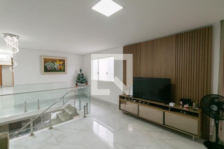 Casa à venda com 3 quartos, 180m² em Vila Cloris, Belo Horizonte