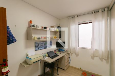 Casa para alugar com 3 quartos, 180m² em Vila Cloris, Belo Horizonte