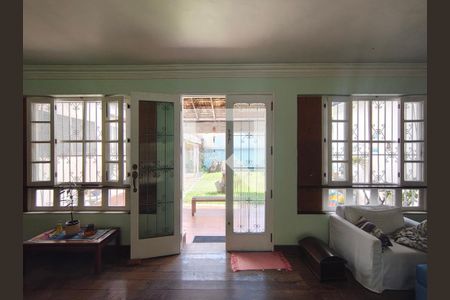 Casa à venda com 5 quartos, 2148m² em Anil, Rio de Janeiro