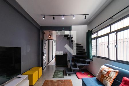 Sala de casa à venda com 3 quartos, 154m² em Vila Romana, São Paulo