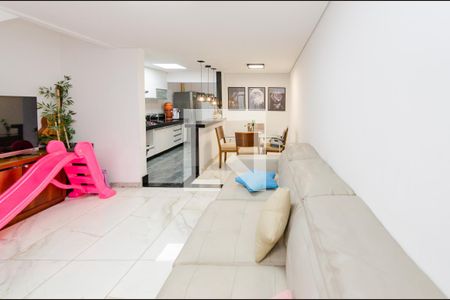 Sala de casa de condomínio à venda com 2 quartos, 75m² em João Pinheiro, Belo Horizonte