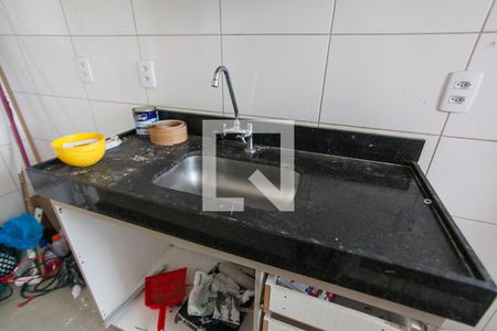 Sala/Cozinha de apartamento para alugar com 2 quartos, 48m² em Gávea, Uberlândia