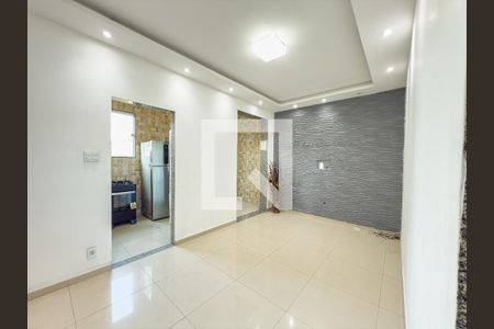 Sala de apartamento à venda com 1 quarto, 40m² em Vista Alegre, Rio de Janeiro