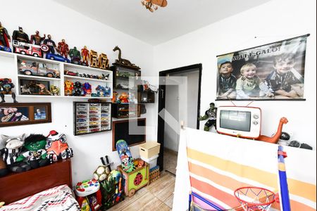 Casa à venda com 6 quartos, 380m² em Água Branca, Contagem