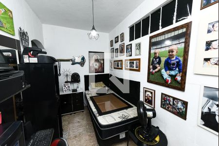 Casa à venda com 6 quartos, 380m² em Água Branca, Contagem