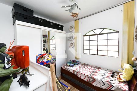 Casa à venda com 6 quartos, 380m² em Água Branca, Contagem