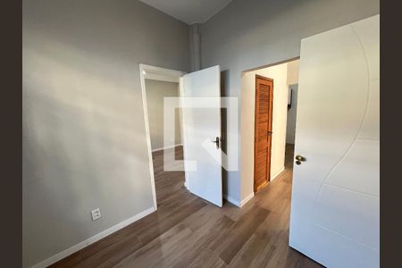 Hall dos quartos de casa para alugar com 2 quartos, 60m² em Vila Valqueire, Rio de Janeiro