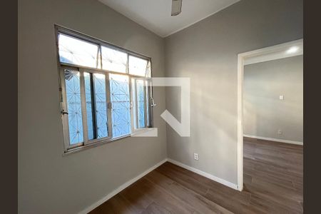 Hall dos quartos de casa para alugar com 2 quartos, 60m² em Vila Valqueire, Rio de Janeiro