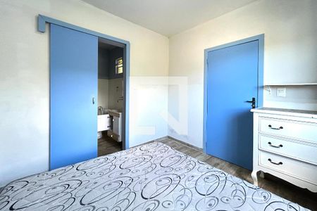 Suíte  de apartamento para alugar com 2 quartos, 130m² em Córrego Grande, Florianópolis