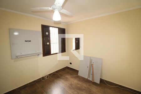 Quarto  de casa para alugar com 5 quartos, 125m² em Parque São Domingos, São Paulo