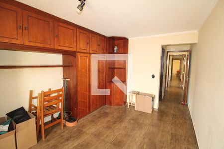 Quarto 1 de casa para alugar com 5 quartos, 125m² em Parque São Domingos, São Paulo