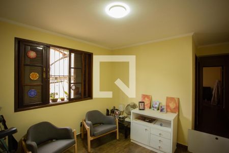 HALL DOS QUARTOS de casa para alugar com 3 quartos, 125m² em São Domingos, São Paulo