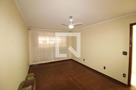Sala de casa para alugar com 5 quartos, 125m² em Parque São Domingos, São Paulo