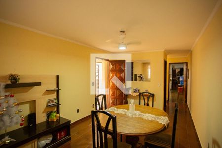 SALA de casa para alugar com 3 quartos, 125m² em São Domingos, São Paulo