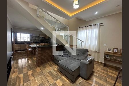 Sala de casa para alugar com 4 quartos, 200m² em Jardim Silveira, Barueri