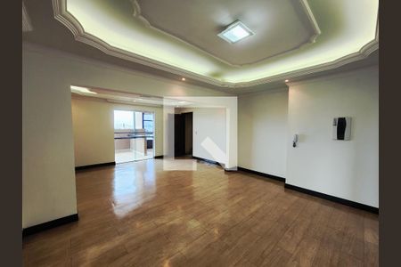 Apartamento para alugar com 4 quartos, 200m² em Eldorado, Contagem