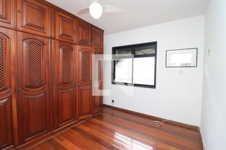 Quarto 1 de apartamento para alugar com 3 quartos, 130m² em Jardim Carioca, Rio de Janeiro