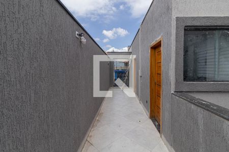 Corredor de apartamento à venda com 2 quartos, 37m² em Vila Marieta, São Paulo