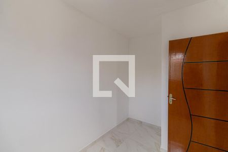 Quarto 2 de apartamento para alugar com 2 quartos, 37m² em Vila Marieta, São Paulo