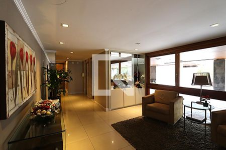 Hall de Entrada de apartamento para alugar com 3 quartos, 106m² em Petrópolis, Porto Alegre