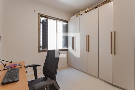 Quarto 1 de apartamento para alugar com 2 quartos, 67m² em São João, Porto Alegre